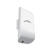 PUNTO ACCESO UBIQUITI NANOSTATION LOCO M2 2.4GHZ 8.5DBI