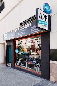 Store APP MADRID CNACIONES CANILLAS